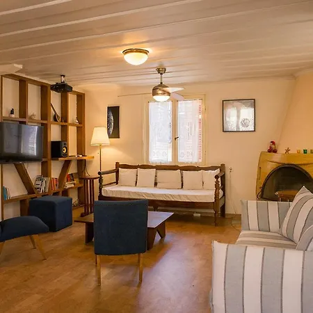 Town Traditional House / Cozy Yard * Lefkada City